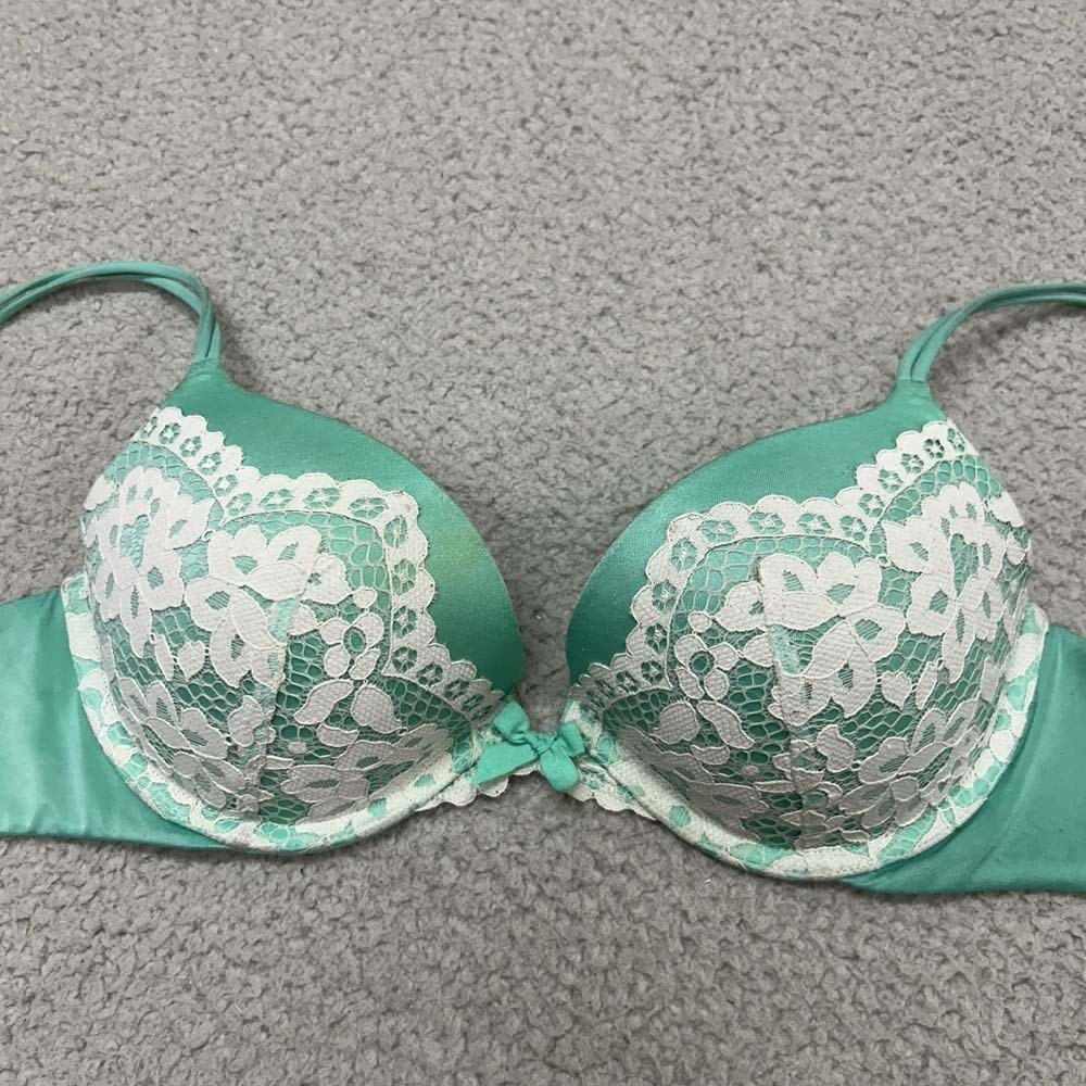 Victoria Secret Bra 36B Push Up Bra Very Sexy Push-Up Stain